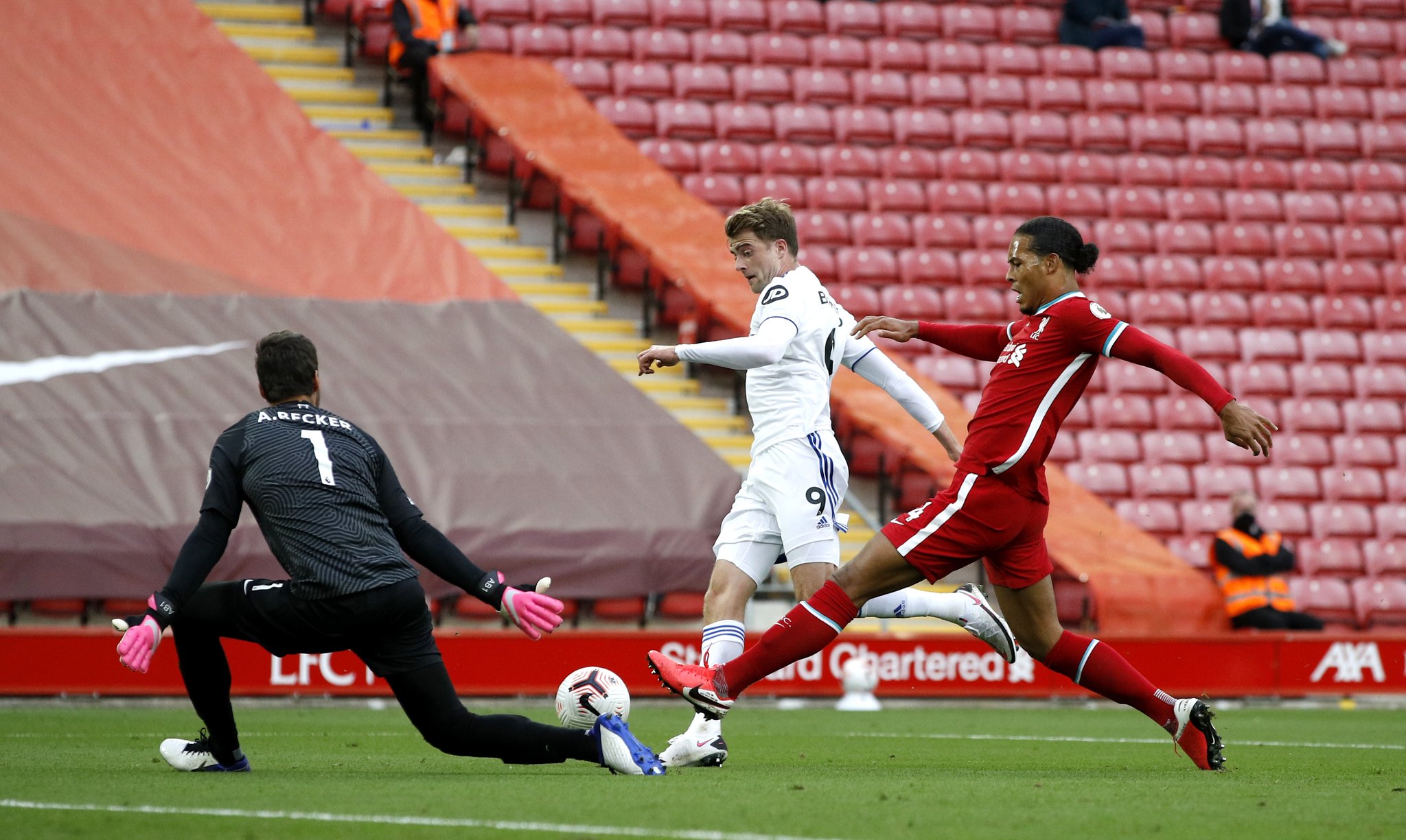 约外加一年 约外加一年